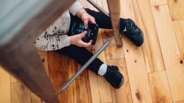 App Store has hundreds of ‘risky’ apps rated as appropriate for kids, says report