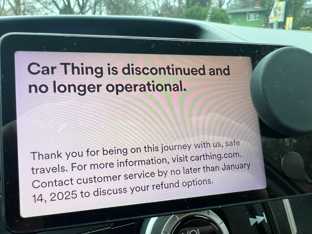 Spotify met fin à Car Thing, les dernières unités ne fonctionnent plus 2 Car Thing non opérationnel