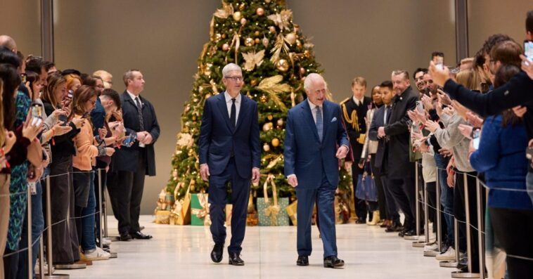 Tim Cook et le Roi Charles III en visite au siège d'Apple au Royaume-Unis 1 Tim Cook visits Apple UK headquarters with King Charles III