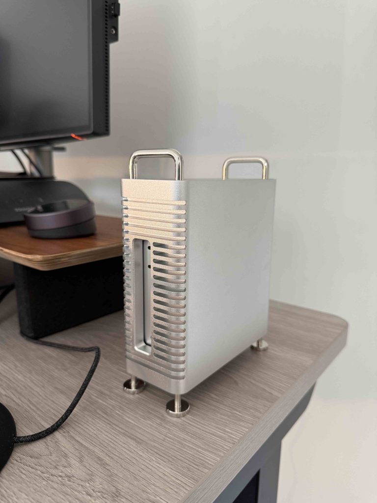 Transformez votre M4 Mac Mini en un Mini Mac Pro avec ce guide pratique 3 1736625642 142 Transformez votre M4 Mac Mini en un Mini Mac Pro