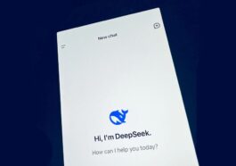 AAPL climbed 3% on DeepSeek news, as other tech stocks fell