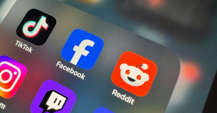 Des subreddits populaires interdisent les liens X après le salut de Musk à l'inauguration 1 Subreddits with millions of users ban X links after Musk’s inauguration salute