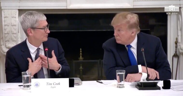 iPhone : pas d'augmentation de prix liée aux tarifs Trump pour l'instant grâce à une exemption 1 Senators press Tim Cook and ‘Big Tech’ on million dollar donations to Trump fund amid ‘corruption’ concerns