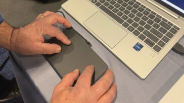 Windows users are finally getting a good alternative to Apple’s Magic Trackpad