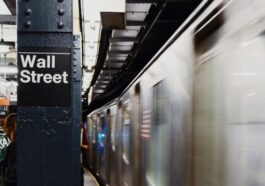 An app for deaf and hard of hearing users providing help for New York MTA riders