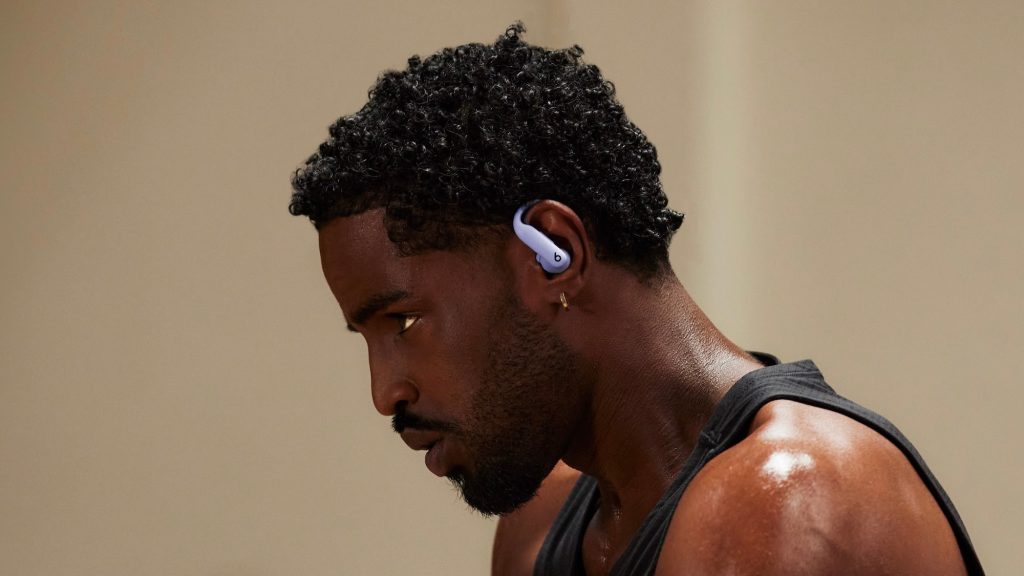 Powerbeats Pro 2 vs AirPods Pro 2 : 5 avantages et 2 désavantages à connaître 4 1739376103 664 Powerbeats Pro 2 vs AirPods Pro 2 5 avantages