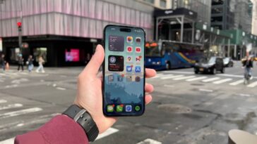 iPhone apps found on App Store with malware that reads your screenshots for key data