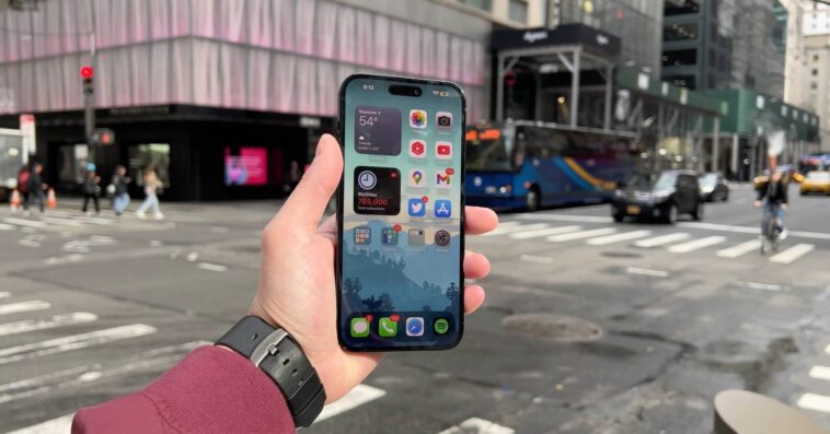 Des apps iPhone sur l'App Store contiennent des malwares lisant vos captures d'écran 1 iPhone apps found on App Store with malware that reads your screenshots for key data