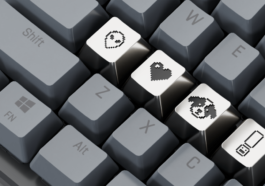 Mac icon creator Susan Kare offers cute, pricey keycaps in silver and gold