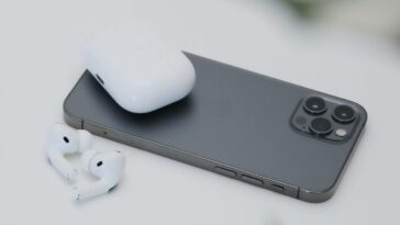 Wireless reverse charging being tested in the iPhone 17 Pro – leaker