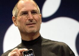 Steve Jobs’ famous ‘third device’ may not have much time left