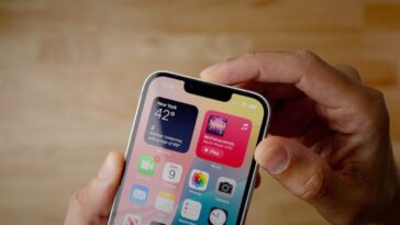 iPhone 16e users have been experiencing issues with Bluetooth audio