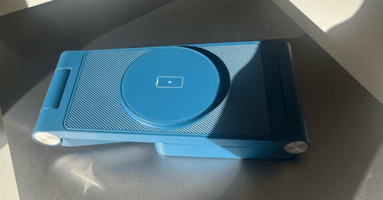 MagSafe : ce chargeur 3-en-1 idéal pour les voyageurs 1 MagSafe Monday: This 3-in-1 MagSafe charger is perfect for travel