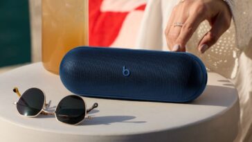 Beats debuts two new colors for its best-selling Beats Pill speaker