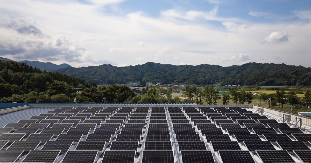 Apple touts new milestone as it aims to become carbon neutral by 2030