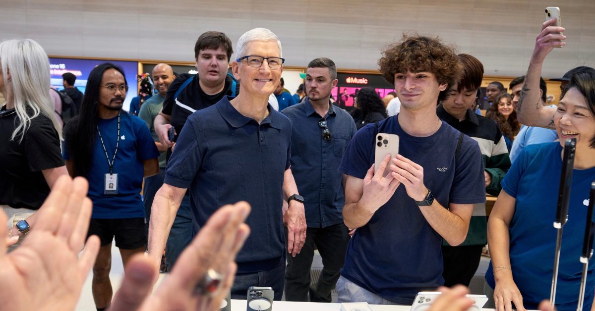 Apple is racing to fly planes of iPhones into the US ahead of Trump’s tariffs