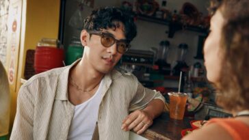 Live translation now available to all in Ray-Ban Meta glasses