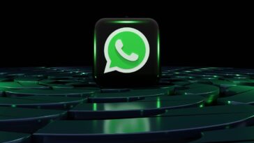 WhatsApp is working on threaded replies in group chats