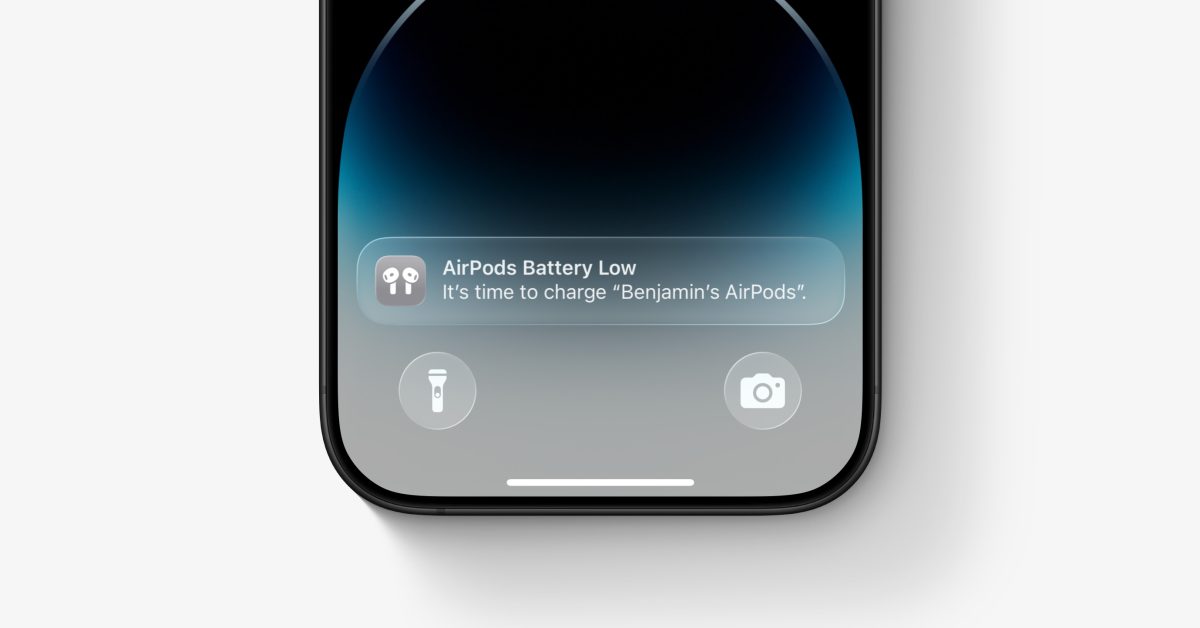 Your AirPods case will never run out of battery again thanks to these new charging reminders
