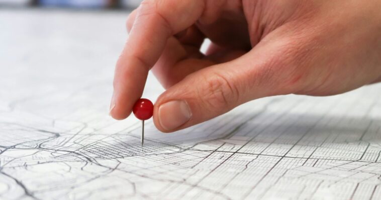 De nombreux Gen Z utilisent Find My et des apps pour partager leur localisation en continu 1 Many Gen Z use Find My and other apps to share their location with friend groups 24/7