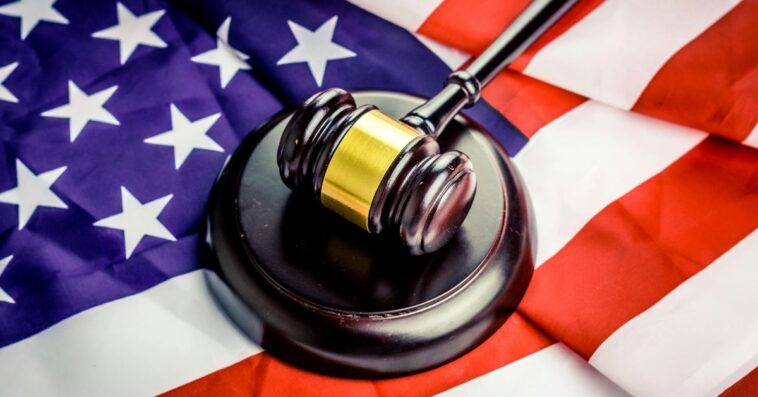 Apple poursuivi pour discrimination religieuse et représailles dans un procès fédéral 1 Proton Mail developer sues Apple in the U.S., says App Store model breaks antitrust laws