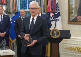 Tim Cook gifts Trump with 100% US-made piece of glass on a 24k gold base