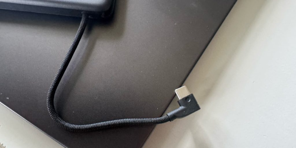 LISEN lance la batterie CardMag 10,000mAh pour charger votre iPhone, Apple Watch et plus 3 1755543631 69 LISEN lance la batterie CardMag 10000mAh pour charger votre iPhone