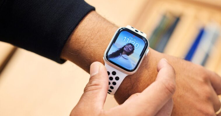Apple Watch SE : Pourquoi la prochaine génération pourrait avoir un nouveau nom 1 The case for Series 11e: Here’s why the next Apple Watch SE could have a new name