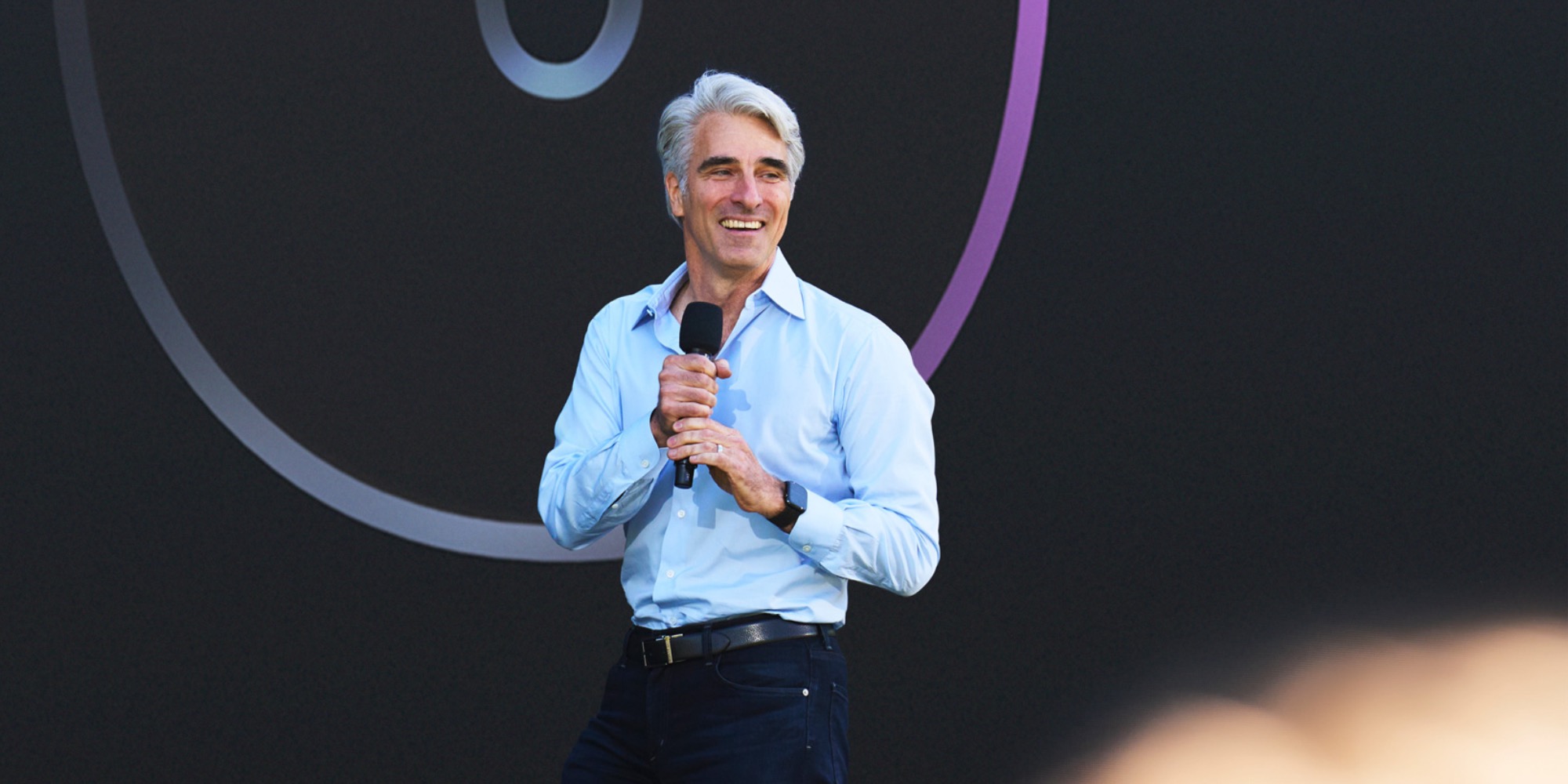 Apple évite une grosse acquisition en IA : un signe de bonnes nouvelles à venir 3 Apple VP Craig Federighi