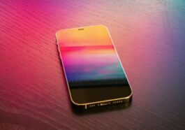 Apple plans to give iPhone an Ultra Retina XDR display: report
