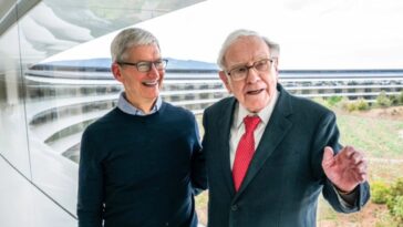 Warren Buffett’s Berkshire Hathaway offloads more AAPL shares