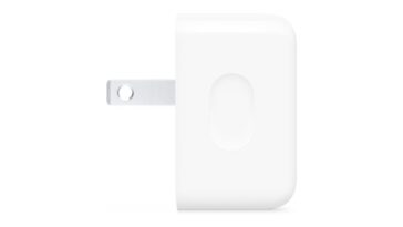 Apple now sells Dynamic Power Adapter for fast charging iPhones