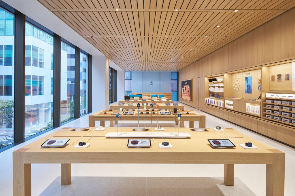 Apple Ginza Level 2 Product Zone