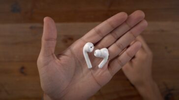 Apple scores partial win in AirPods Pro crackling lawsuit