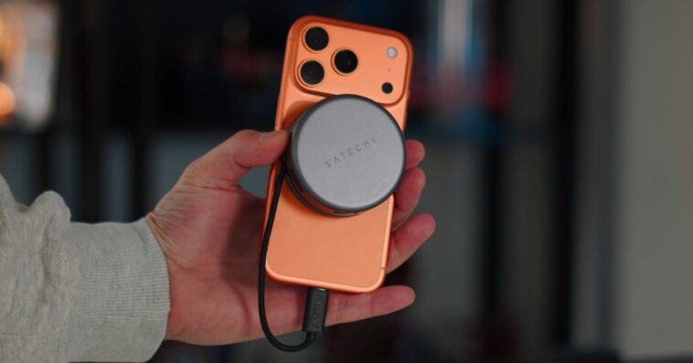 Cet accessoire Magsafe ajoute 7 ports à votre iPhone pour plus de connectivité 1 This Magsafe accessory adds 7 ports to your iPhone