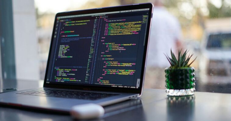 Des sites d'assistance au codage exposent des identifiants de banques et gouvernements 1 Coding assistance websites exposed credentials for banks, government, and more