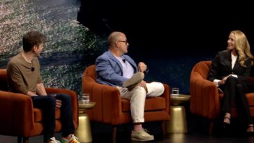 Jony Ive and Sam Altman have first prototype of mysterious AI hardware