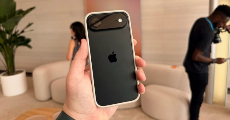 iPhone Air 2 : Voici ce qui se passe vraiment autour de ce modèle 1 Bloomberg: Here’s what’s actually going on with the iPhone Air 2