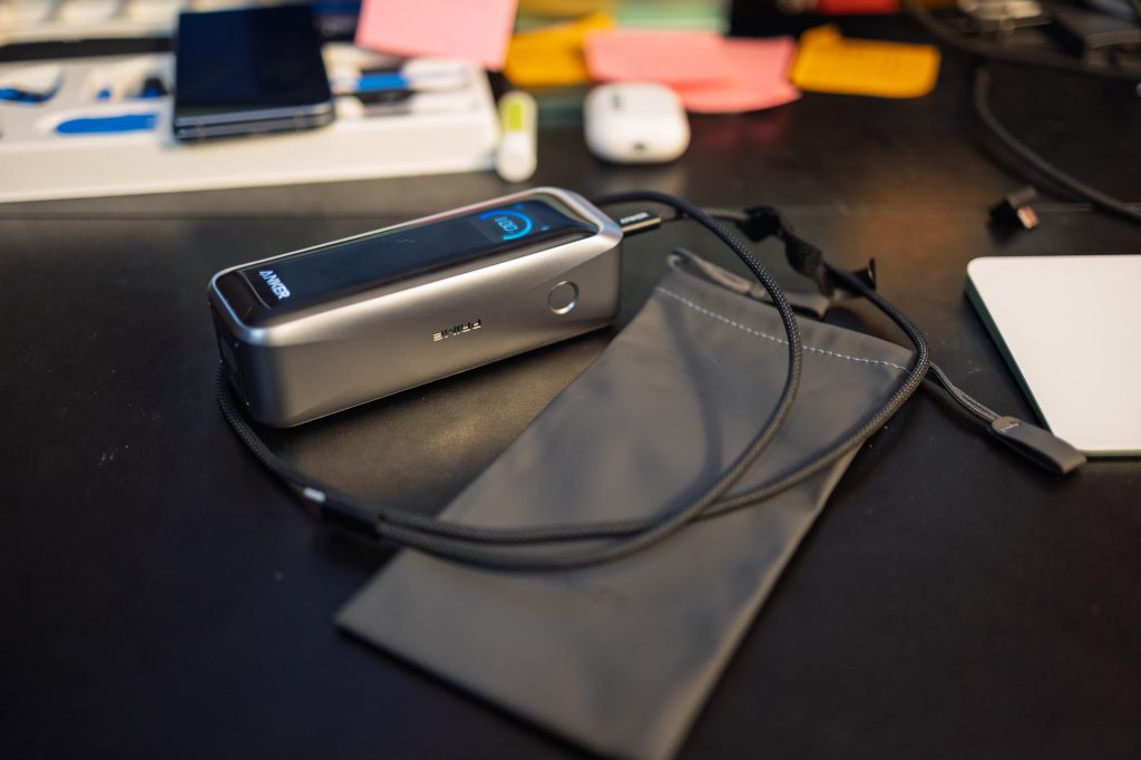 Batterie Anker 20 100mAh : sortie 220W et design compact pour une grande autonomie 3 1765740340 418 Batterie Anker 20 100mAh sortie 220W et design compact