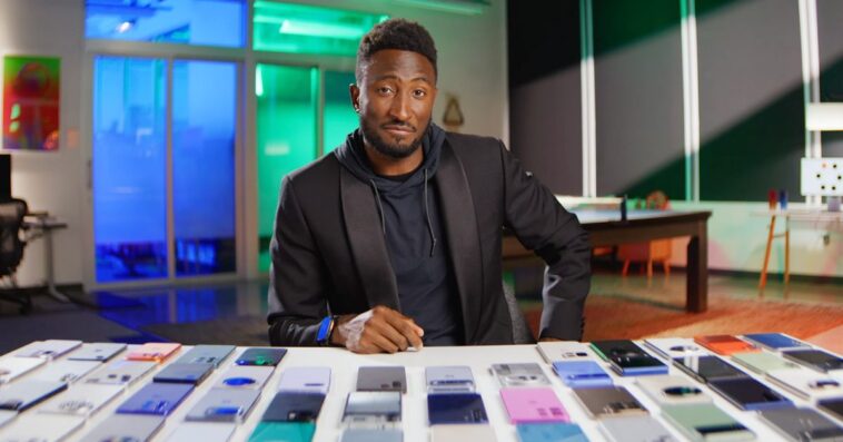 iPhone 17 : le meilleur smartphone de 2025 selon MKBHD 1 iPhone 17 is the best phone of 2025, according to MKBHD