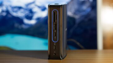 This new Anker 13-in-1 docking station is great at home and on the go [Hands-on]