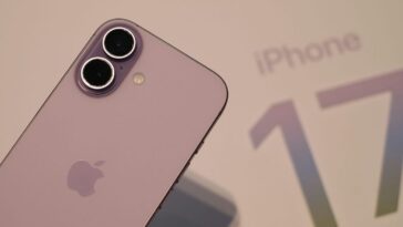 Apple dominated best-selling smartphone rankings, with base iPhone 17 a standout