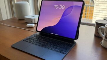 Apple updates firmware for multiple iPad Magic Keyboard models