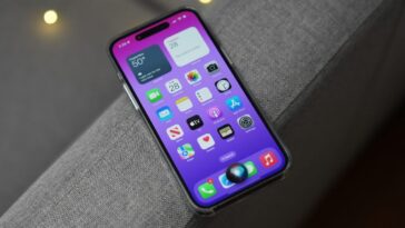 iPhone users begin to receive payouts from $95 million Siri privacy settlement