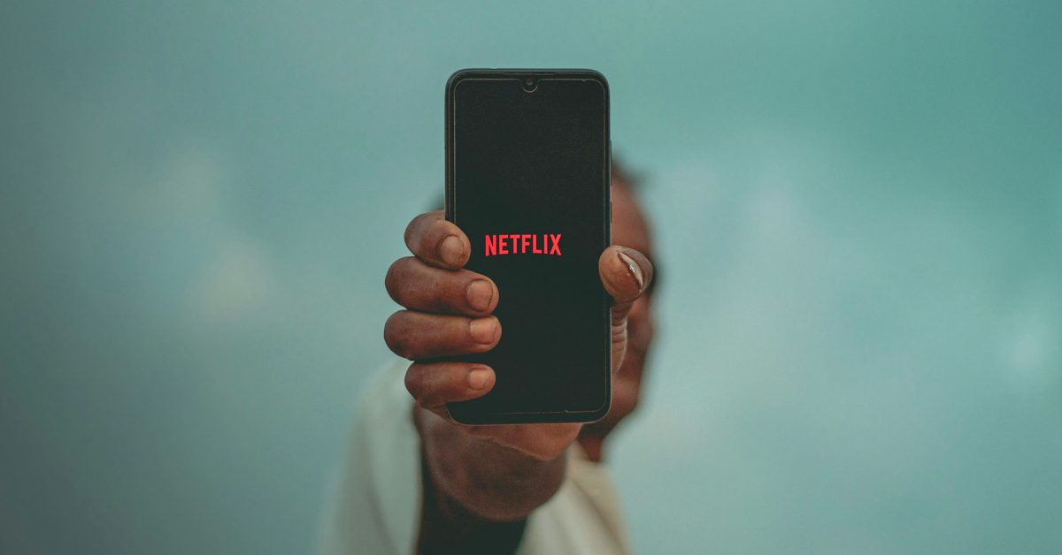 Cover your eyes: Netflix vertical video is coming this year