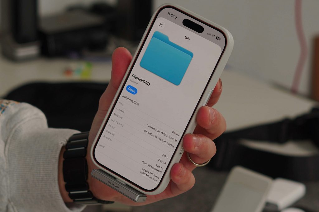 1770225942 371 Cette mini SSD le meilleur disque externe pour iPhone