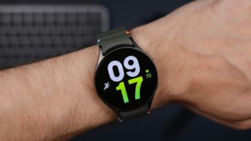 An upcoming Meta smartwatch probably won’t compete with the Apple Watch