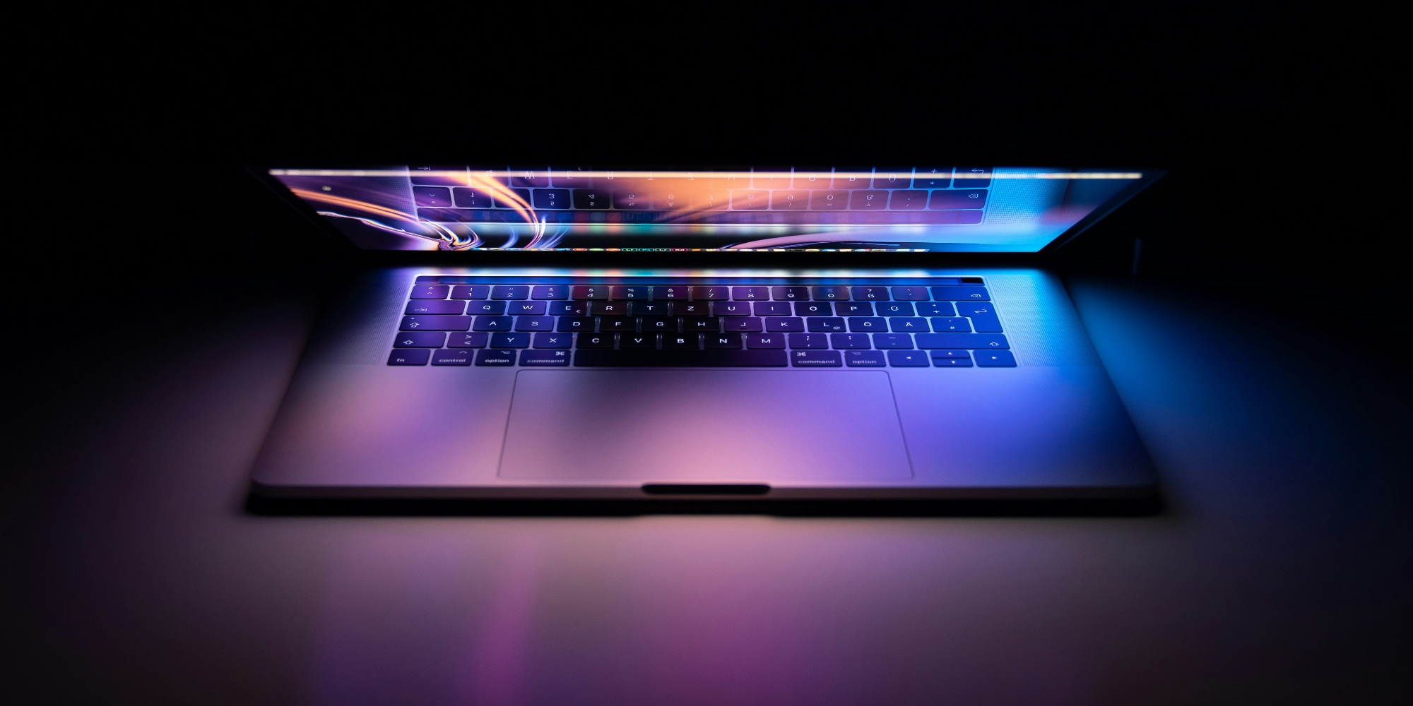 Écran OLED sur MacBook