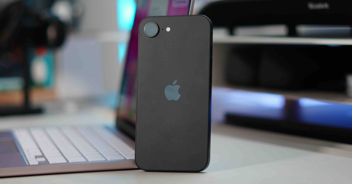 These are my favorite budget-friendly iPhone 17e accessories