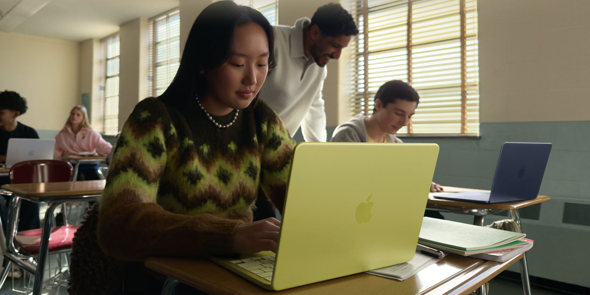 Tim Cook : le Mac établit un nouveau record de lancement pour Apple 2 Tim Cook le Mac etablit un nouveau record de